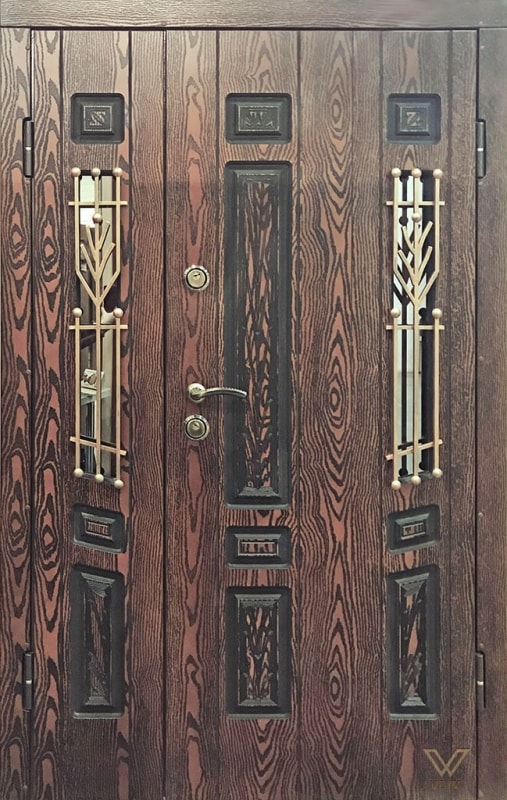 Вхідні двері з полімерними накладками, двополі, з ковкою і склопакетом